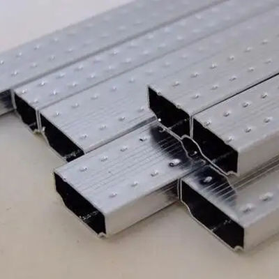 0.25mm Δυνατότητα πάχους Ινδοσυνδεδεμένη λωρίδα αλουμινίου για κούφια ράβδο διαχωρισμού