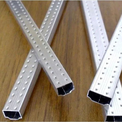 4MM-27MM Φαρμακευτικό Αλουμινίου Σφραγιστικό Διαχωριστικό Με Butyl κόλλα ταινία Για Διπλό Γυαλισμένο Απομονωτικό Γυαλί Σφραγιστικό Διαχωριστικό
